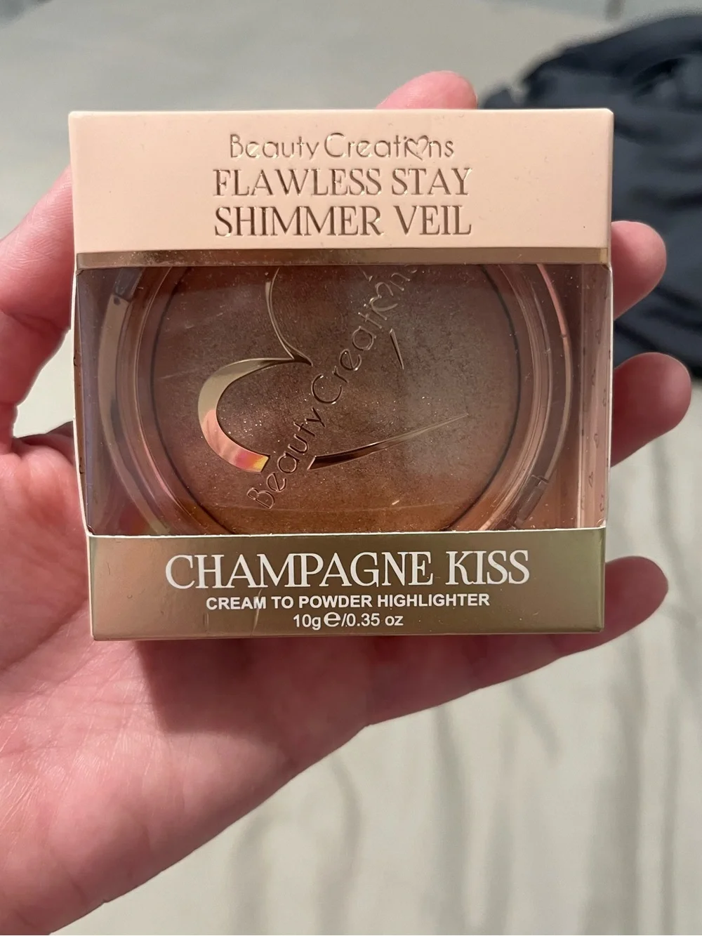 Beauty Creations Champagne Kiss Highlighter - Warm Gold